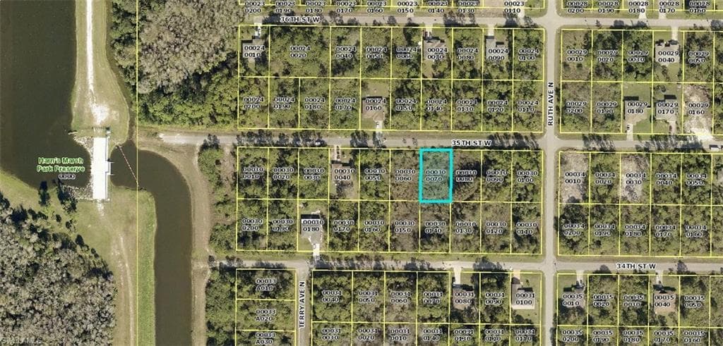 3307 35th ST W LEHIGH ACRES, FL 33971