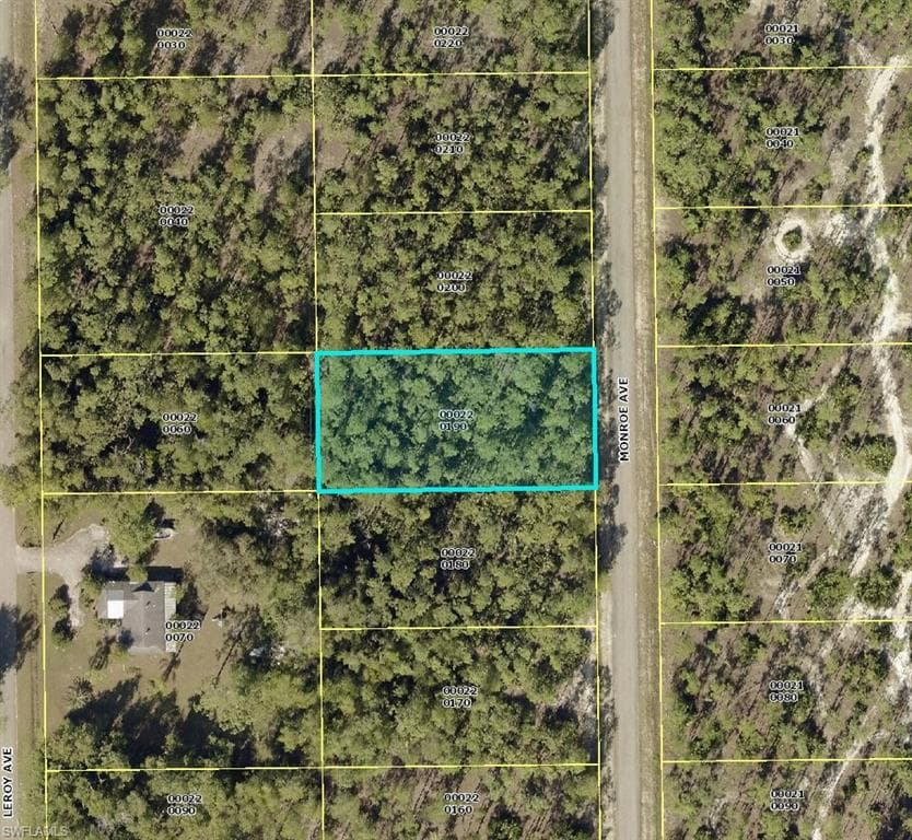 113 Monroe AVE LEHIGH ACRES, FL 33936