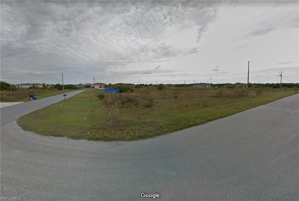 409 Picturesque LEHIGH ACRES, FL 33974