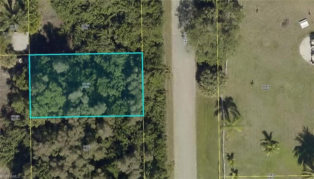 2471 DATE ST ST. JAMES CITY, FL 33956