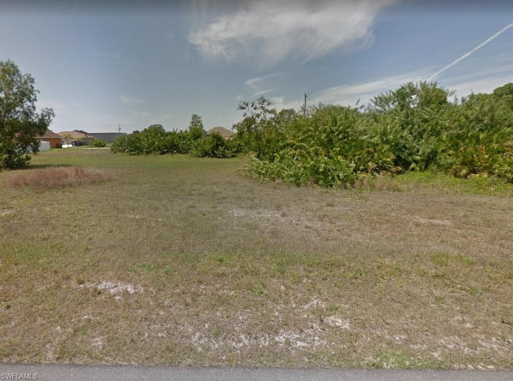 2620 NE 5th AVE CAPE CORAL, FL 33909
