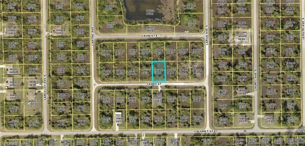 735 Cairo ST LEHIGH ACRES, FL 33974