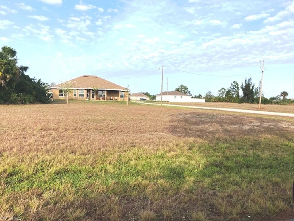 3716 NE 11th AVE CAPE CORAL, FL 33909