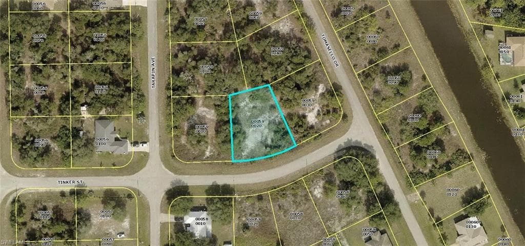 109 Tinker ST LEHIGH ACRES, FL 33974