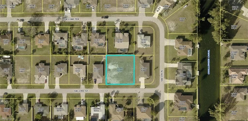 523 SW 23rd ST CAPE CORAL, FL 33991