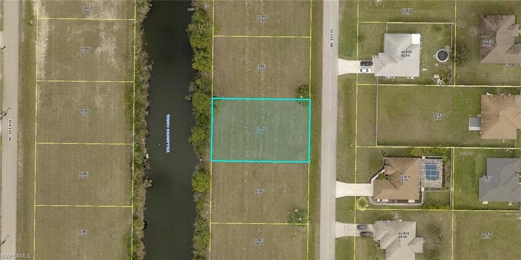 1324 NE 1st PL CAPE CORAL, FL 33909