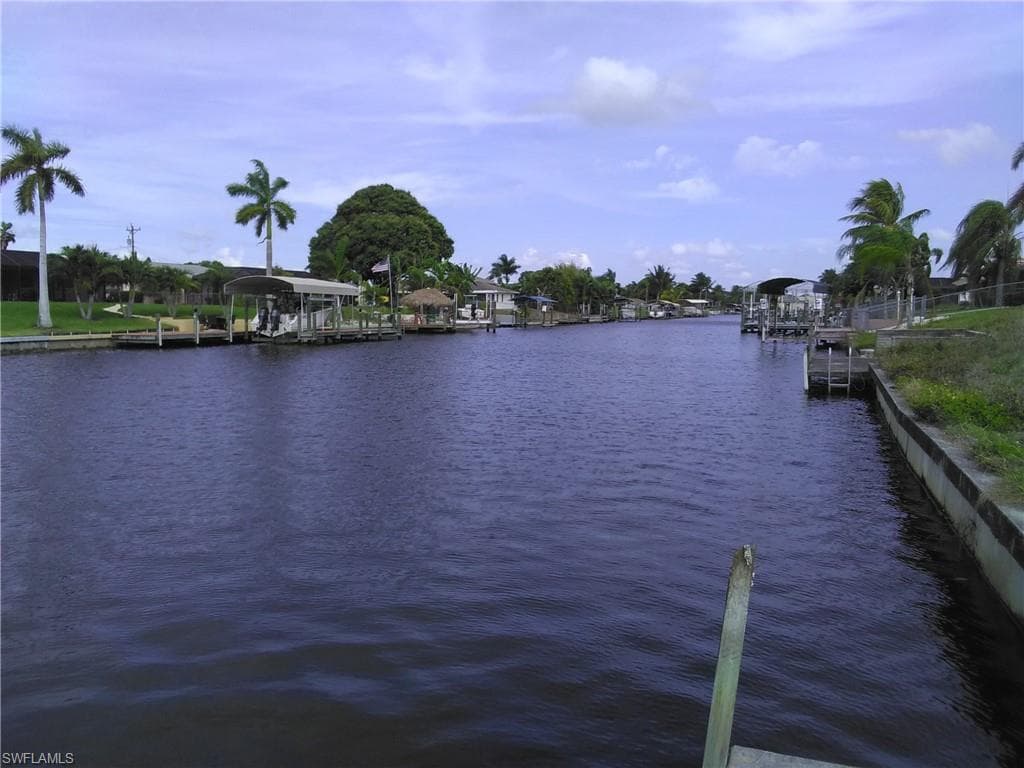1323 SE 17th ST CAPE CORAL, FL 33990