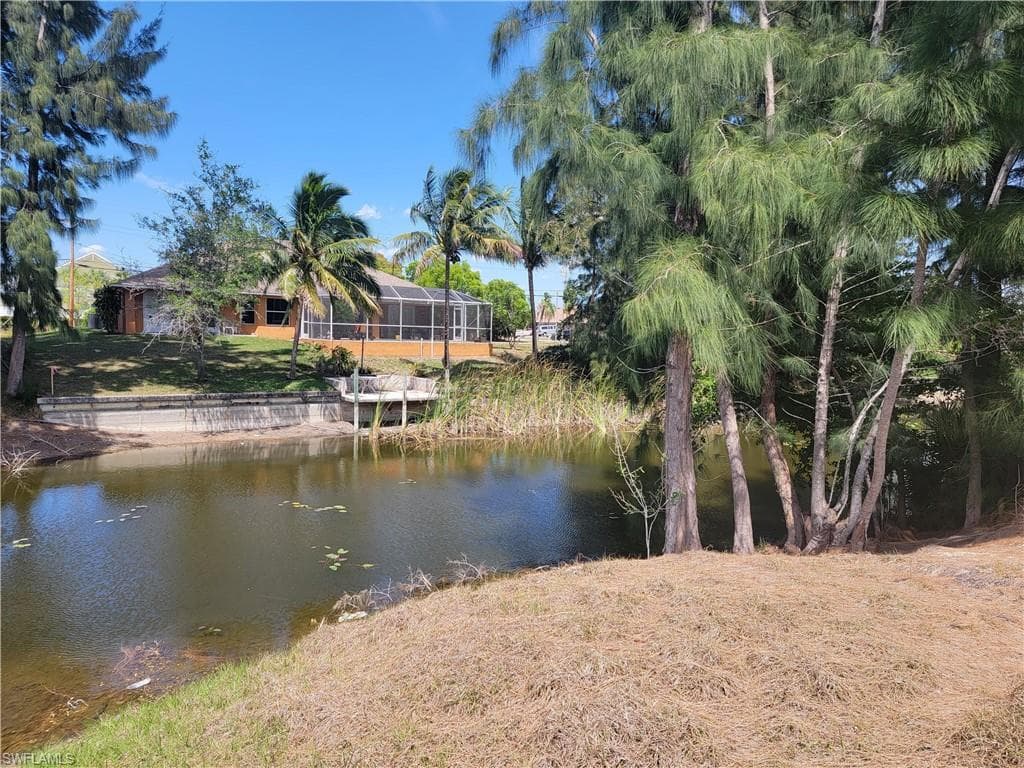 129 SE 16th ST CAPE CORAL, FL 33990
