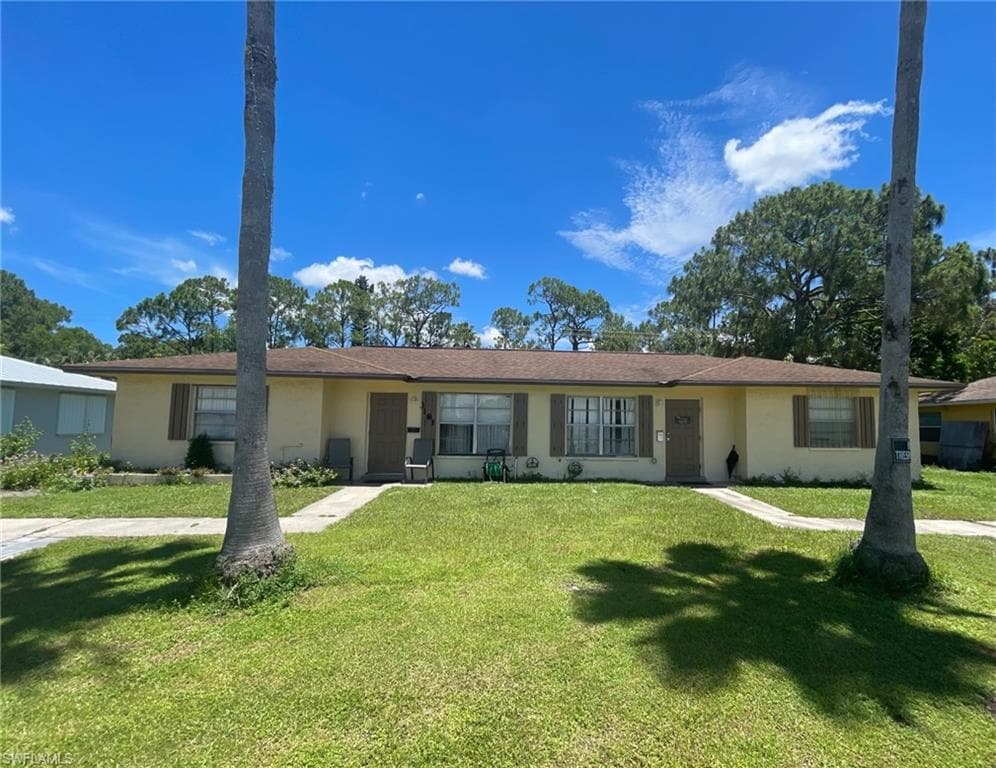 3181-3183 Poinciana DR NAPLES, FL 34105