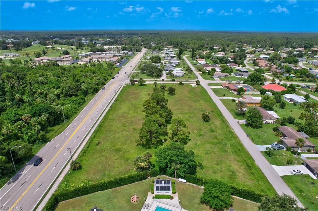 341 Dania ST LEHIGH ACRES, FL 33936