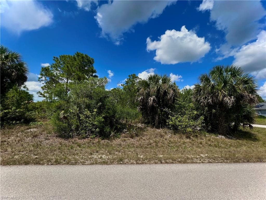 3300 43rd ST W LEHIGH ACRES, FL 33971