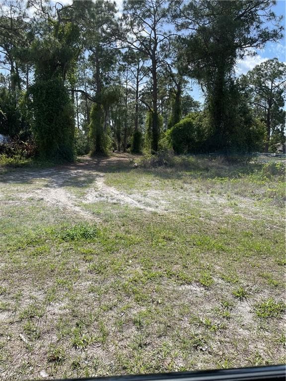 307 Robert AVE LEHIGH ACRES, FL 33936