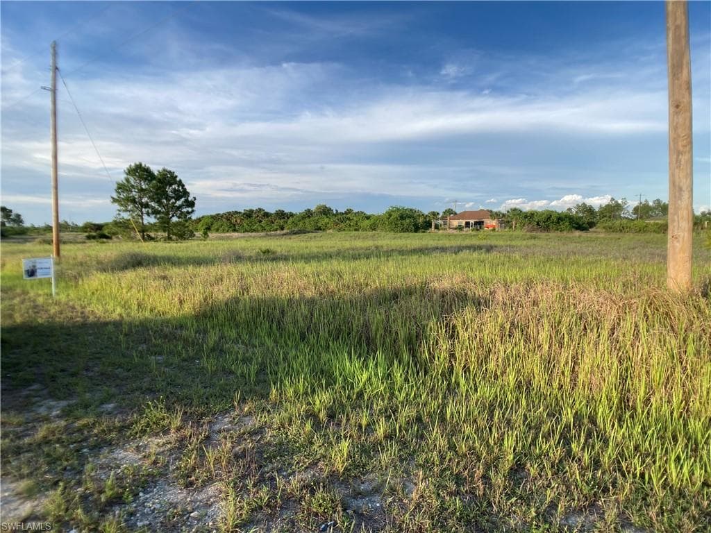 397 Chalet AVE S LEHIGH ACRES, FL 33974