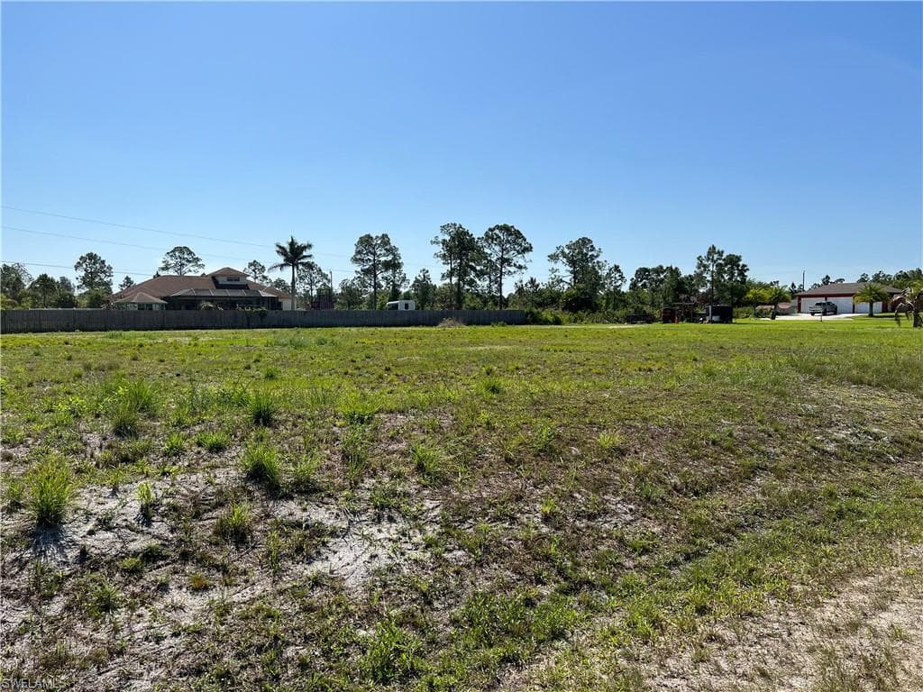 1018 Poinsettia AVE LEHIGH ACRES, FL 33972
