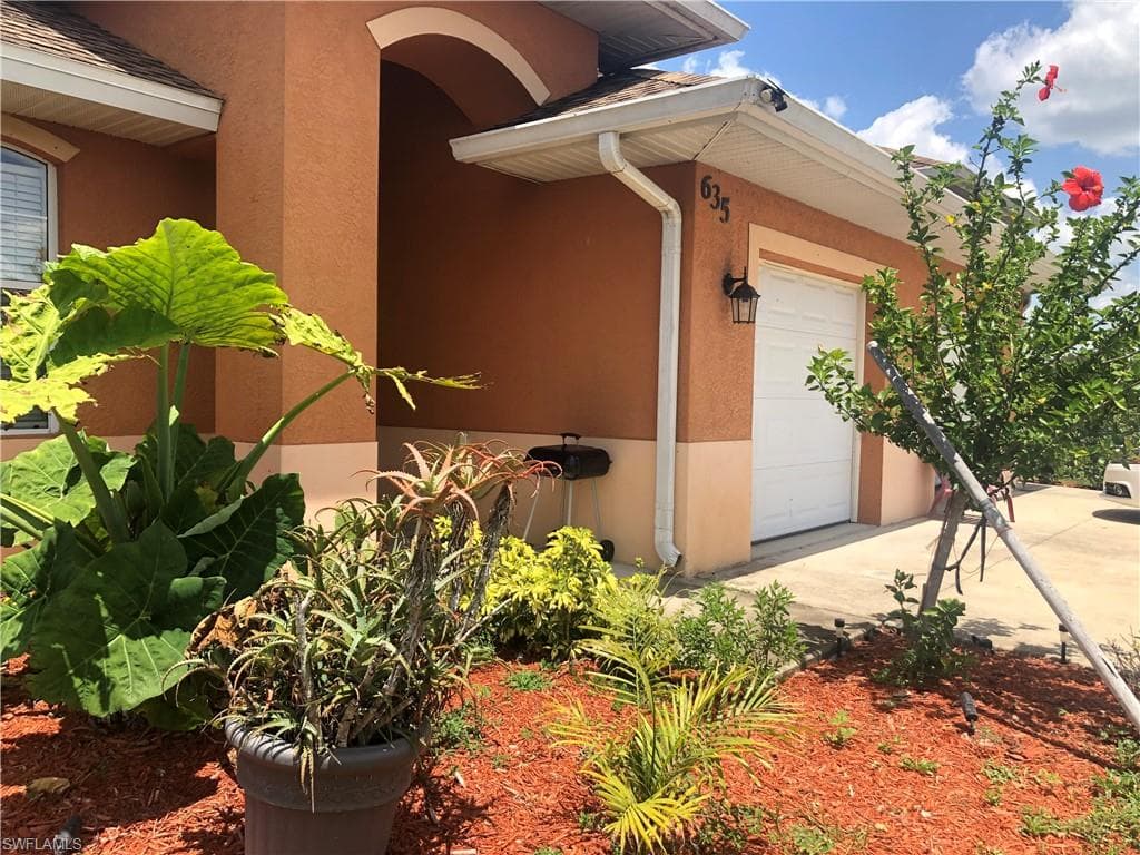 633 Alabama RD S LEHIGH ACRES, FL 33974