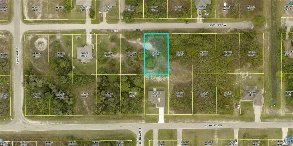 3209 39th ST SW LEHIGH ACRES, FL 33976