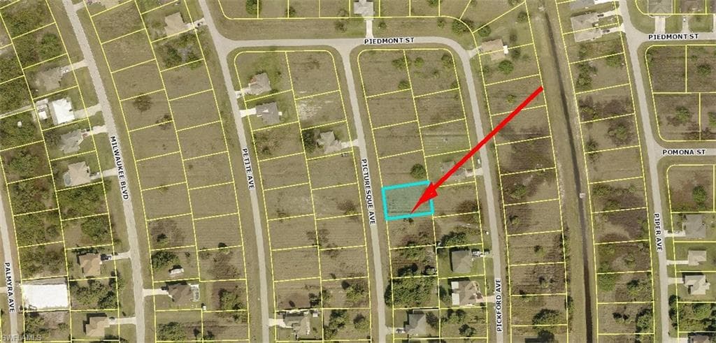 417 Picturesque LEHIGH ACRES, FL 33974