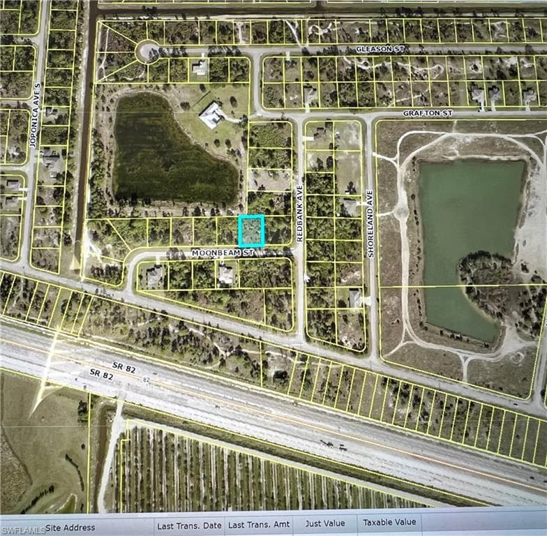915 Moonbeam ST LEHIGH ACRES, FL 33974