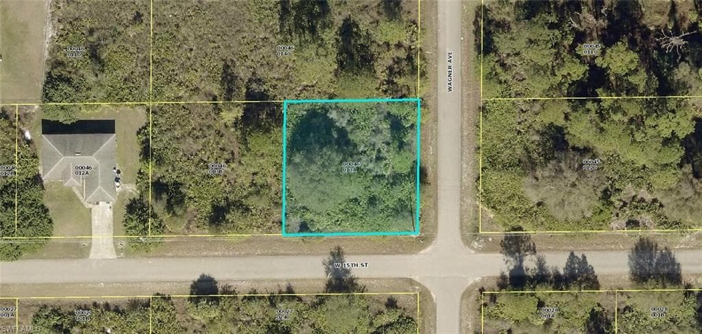 2000 W 15th ST LEHIGH ACRES, FL 33972