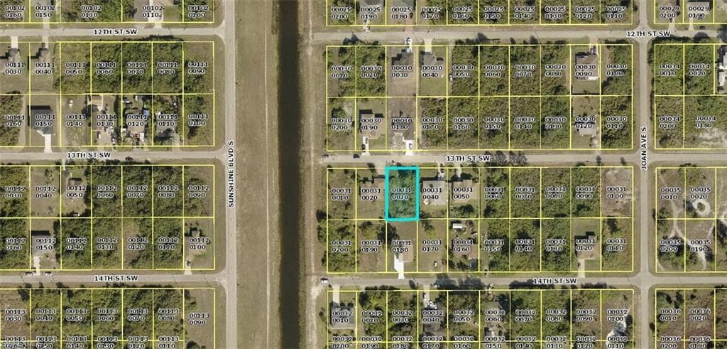 3015 13th ST SW LEHIGH ACRES, FL 33976
