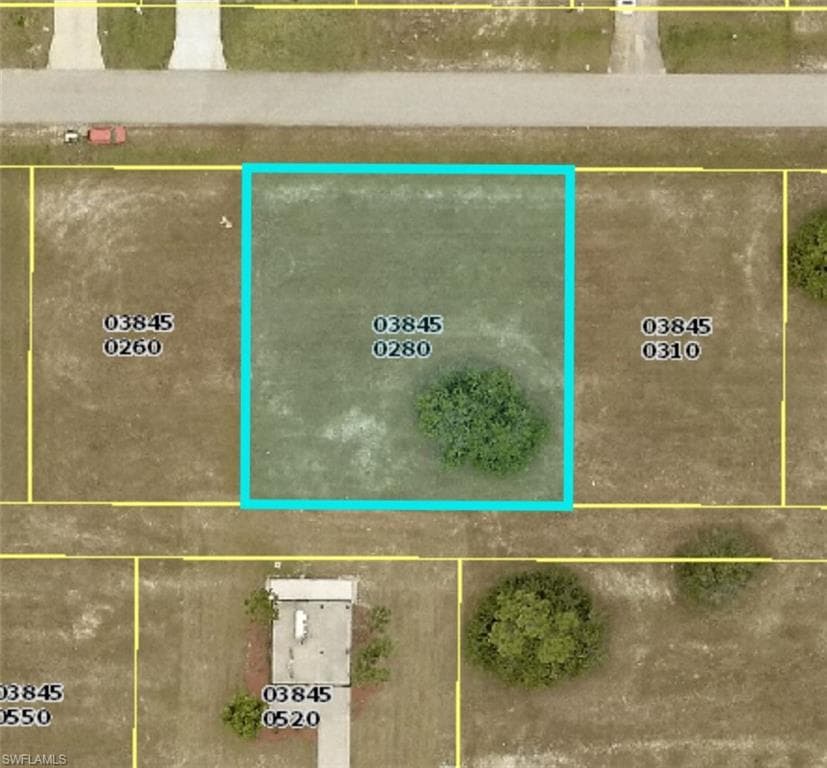 1622 NW 16th TER CAPE CORAL, FL 33993