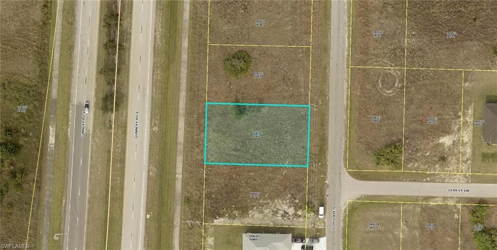 2710 Floyd AVE S LEHIGH ACRES, FL 33976