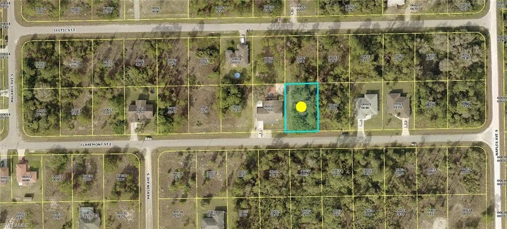 1239 Claremont ST E LEHIGH ACRES, FL 33974