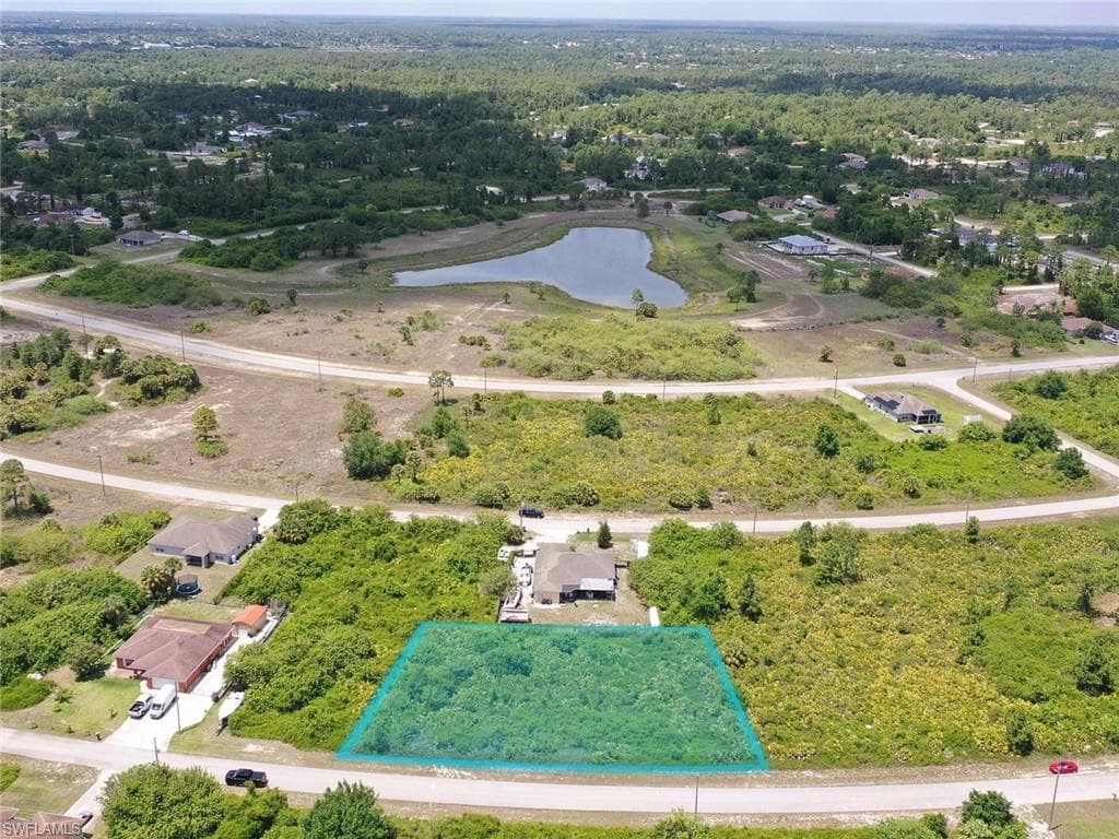 939 Dobbins ST E LEHIGH ACRES, FL 33974