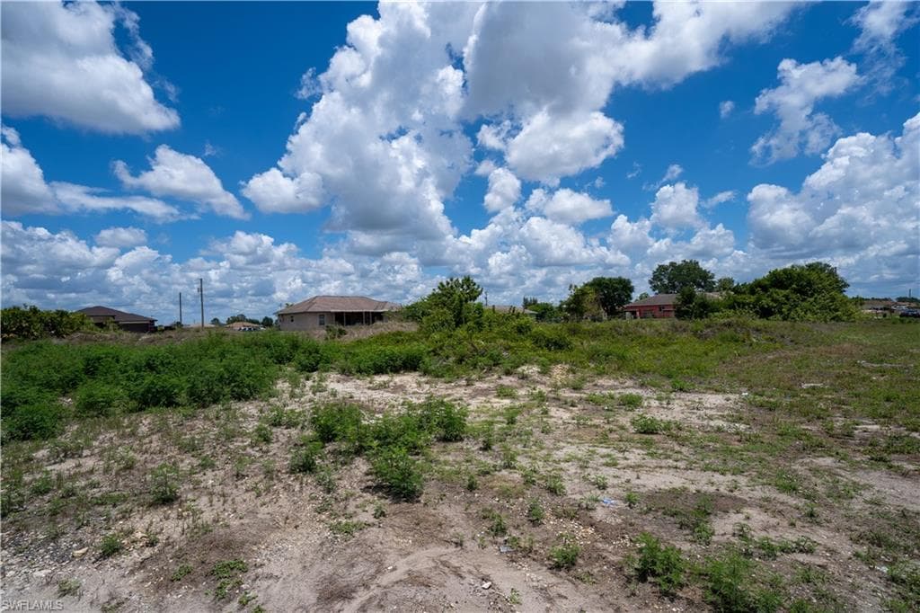 4302 30th ST SW LEHIGH ACRES, FL 33976