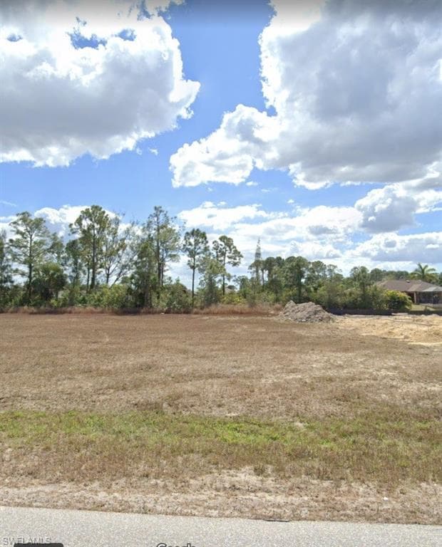 1100 NE 34th LN CAPE CORAL, FL 33909