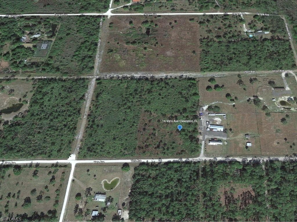14 Vero AVE CLEWISTON, FL 33440