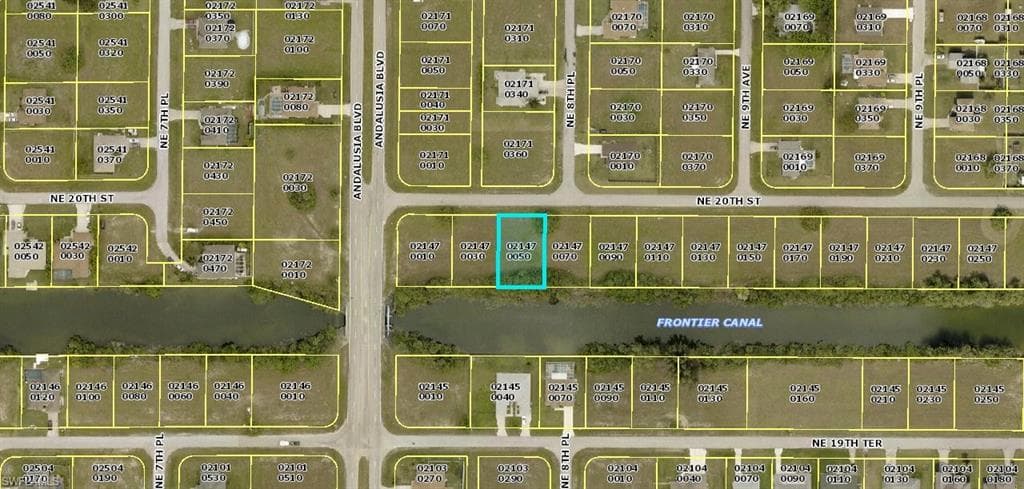 810 NE 20th ST CAPE CORAL, FL 33909