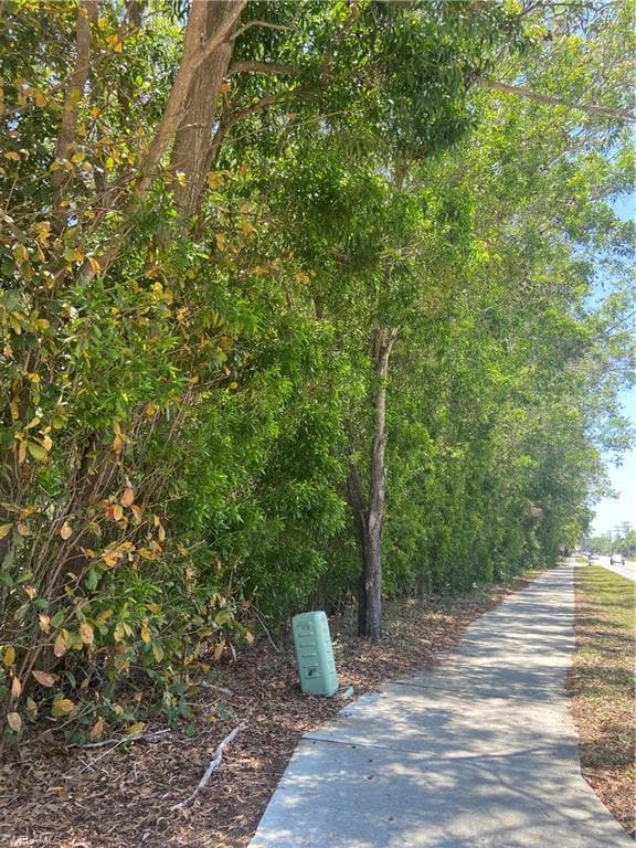 5585 Avenue D AVE BOKEELIA, FL 33922