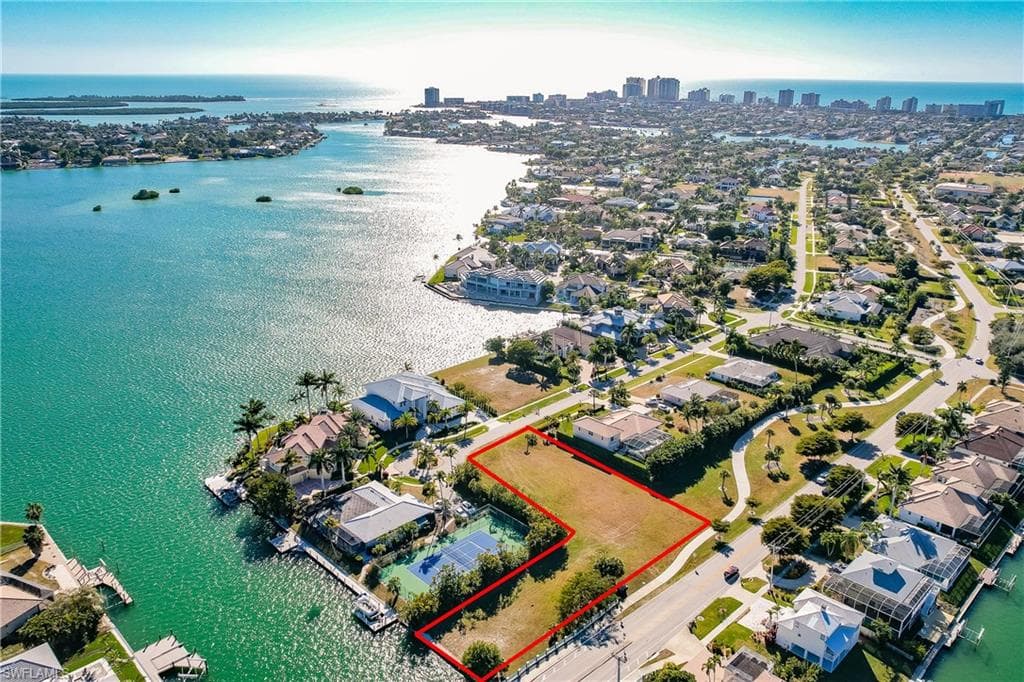 1640 Collingswood CT MARCO ISLAND, FL 34145