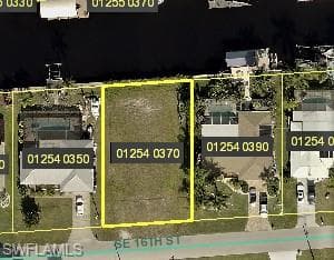 1901 SE 16th ST CAPE CORAL, FL 33990