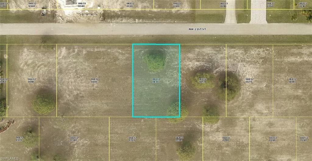 2702 NW 21st ST CAPE CORAL, FL 33993