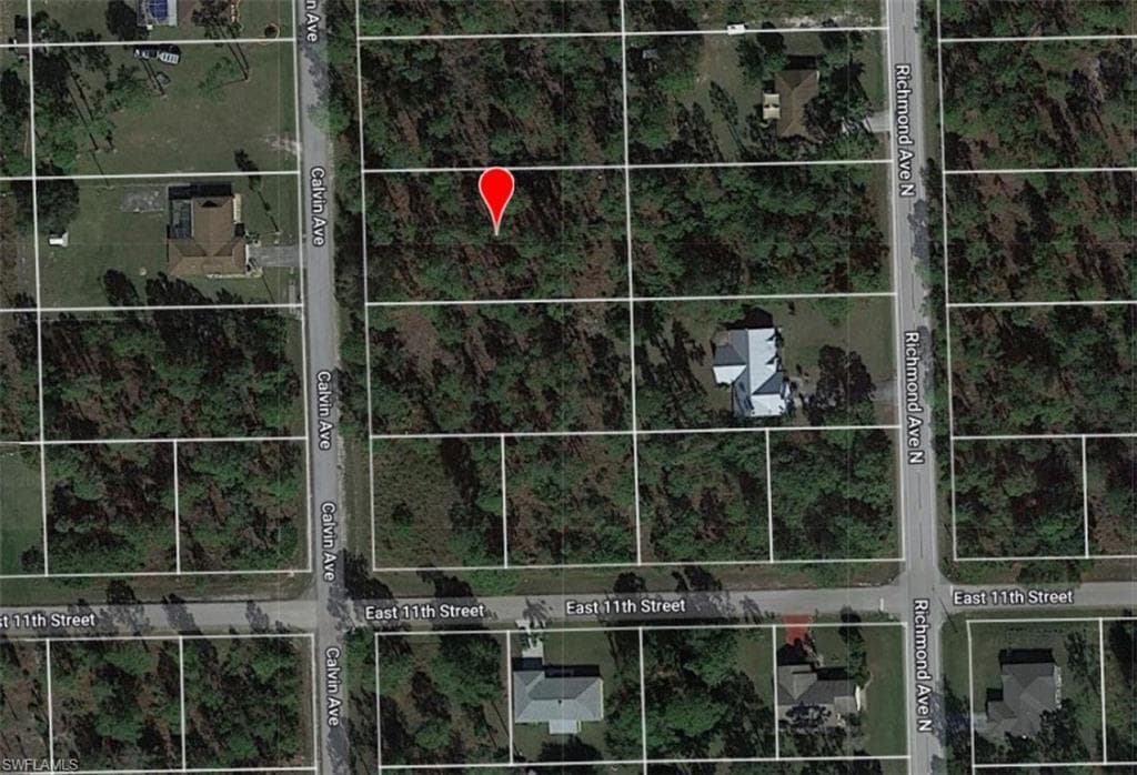 1104 Calvin AVE LEHIGH ACRES, FL 33972