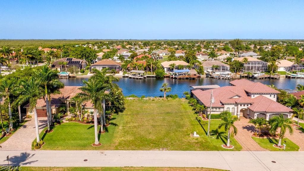 5422 SW 24th PL CAPE CORAL, FL 33914