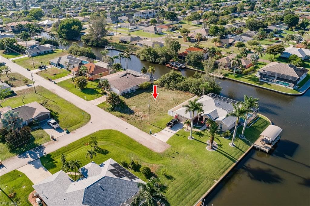 144 SW 34th LN CAPE CORAL, FL 33914
