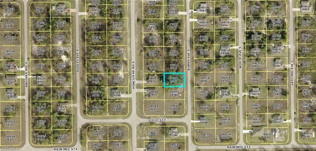 736 Burns AVE S LEHIGH ACRES, FL 33974