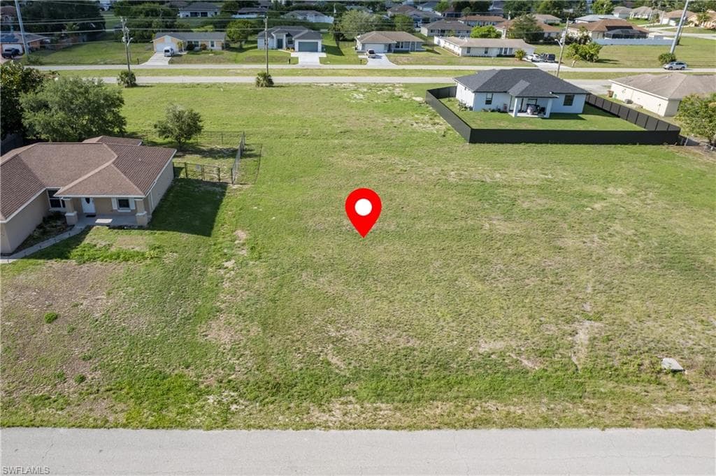 2113 NE 23rd TER CAPE CORAL, FL 33909