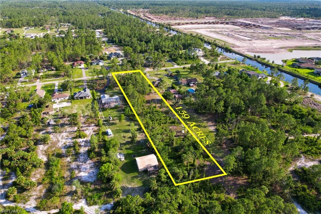 31st AVE NE NAPLES, FL 34120
