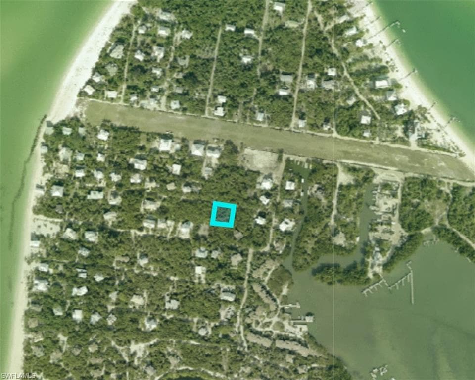 4521 Oro Pesos LN Upper Captiva, FL 33924