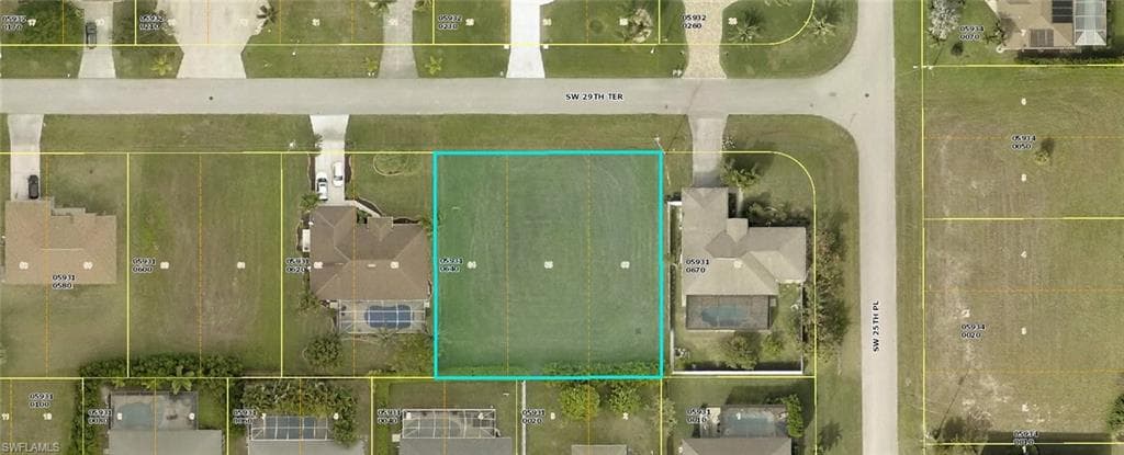 2522 SW 29th TER CAPE CORAL, FL 33914