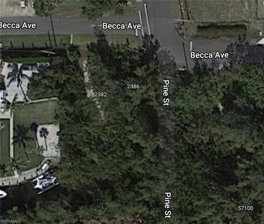 2382 Becca AVE NAPLES, FL 34112