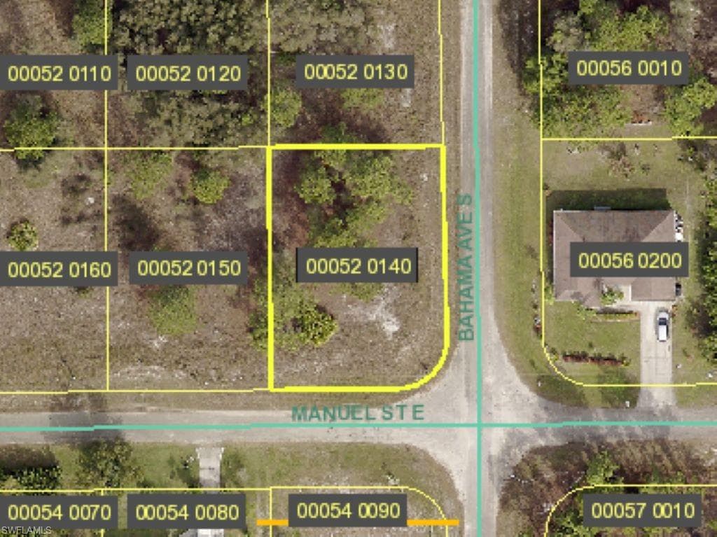 731 Manuel ST E LEHIGH ACRES, FL 33974