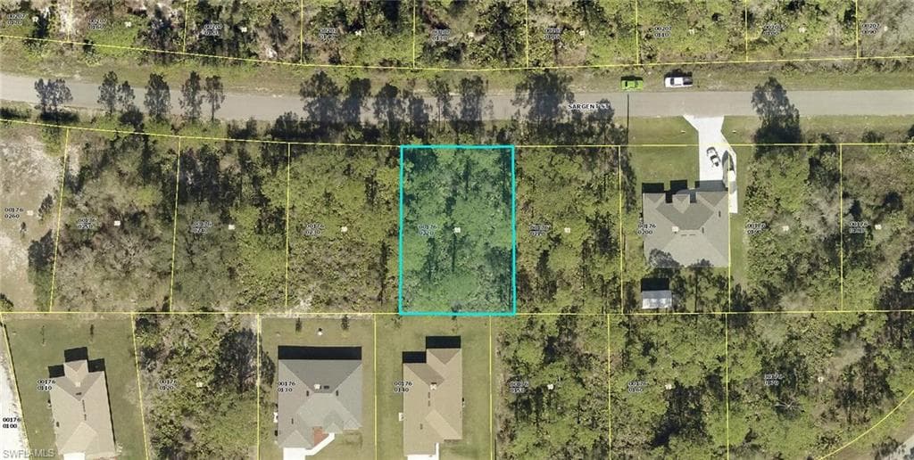 529 Sargent ST LEHIGH ACRES, FL 33972