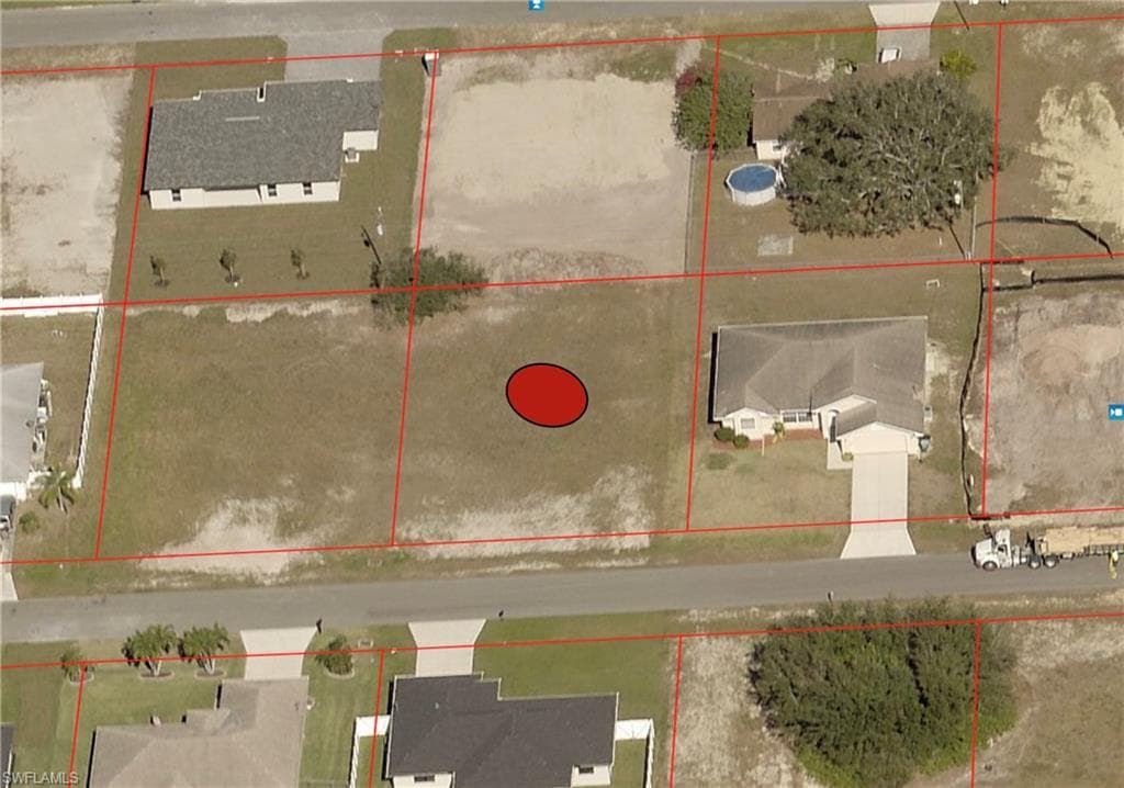 409 6th TER CAPE CORAL, FL 33993