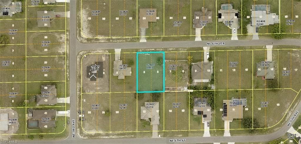 312 NE 6th TER CAPE CORAL, FL 33909