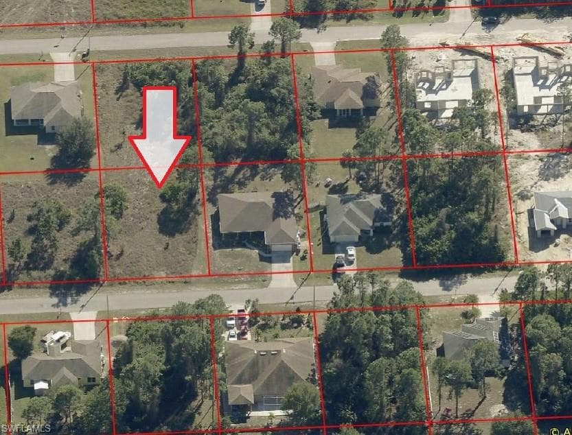 3611 4th ST SW LEHIGH ACRES, FL 33976